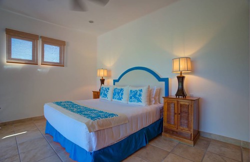 Ensenada Los Muertos Villa | 91 m² Villa ∙ 2 bedrooms ∙ 5 guests