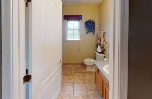 Tyrone House | 929 m² House ∙ 6 bedrooms ∙ 12 guests