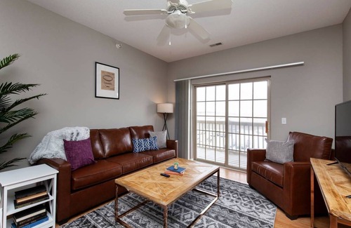 Ames Apartment | 93 m² Apartment ∙ 1 bedroom ∙ 2 guests