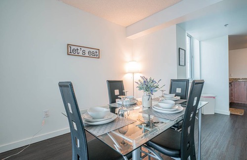 Downtown West Apartment | 93 m² Apartment ∙ 2 bedrooms ∙ 5 guests