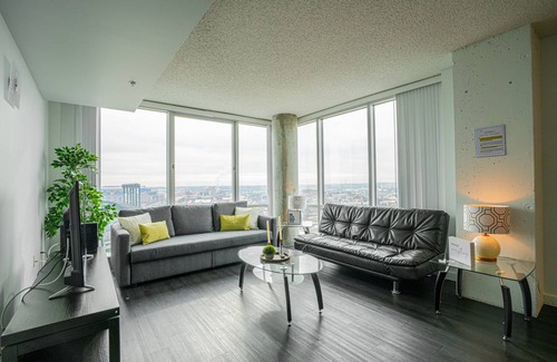 Downtown West Apartment | 93 m² Apartment ∙ 2 bedrooms ∙ 5 guests
