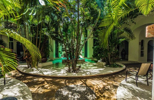 Downtown Condo | 93 m² Condo ∙ 2 bedrooms ∙ 5 guests