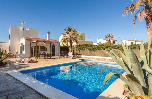 Cales Piques Villa | 93 m² Villa ∙ 3 bedrooms ∙ 5 guests