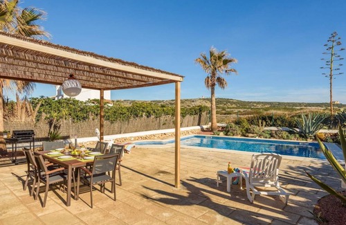 Cales Piques Villa | 93 m² Villa ∙ 3 bedrooms ∙ 5 guests