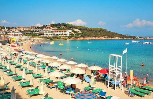 Baja Sardinia Apartment | 95 m² Apartment ∙ 3 bedrooms ∙ 6 guests