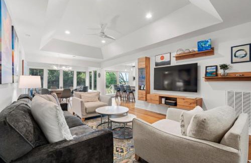 West Beach House | 96 Inlet Cove Cottage by Akers Ellis Rentals