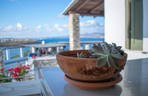 Nea Cryssi Akti Villa | 96 m² Villa ∙ 2 bedrooms ∙ 6 guests