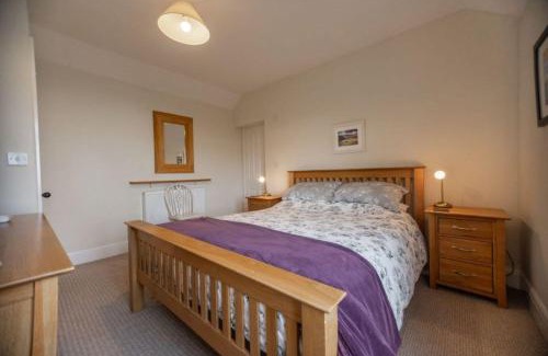 Lynton House | A 3 bed cottage in Exmoor with fantastic sea views