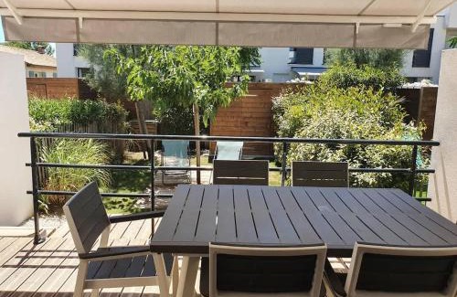 Serignan House | A 500m de la plage, pavillon confortable 6 personnes dans résidence recente