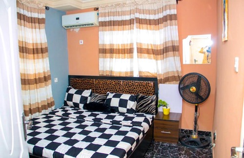 Ibadan Apartment | A' BASICS APARTMENTS & SUITES LUXURY