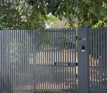 Primorski House | A charming and peaceful summer villa 400m from the sea