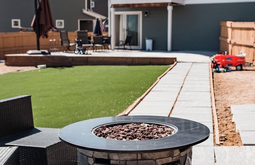Commerce City House | A Cozy Home