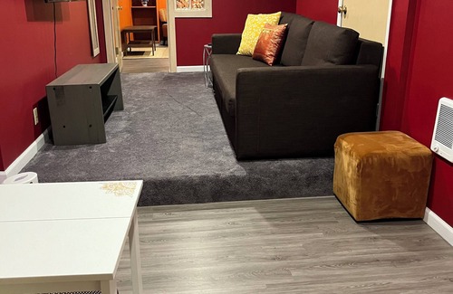 Southeast Magnolia House | A Gem In The Emerlad City - Spacious Room In The Heart Of The City