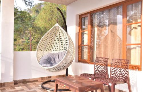 Solan Apartment | A Greenwoods Hotel Kasauli