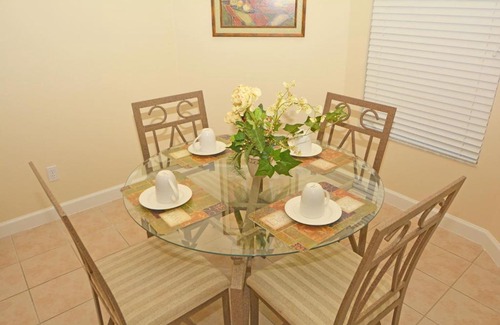 West Stonebridge Villa | A Happy Potter Place