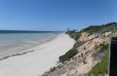 Moonta Bay House | A house on the Beach