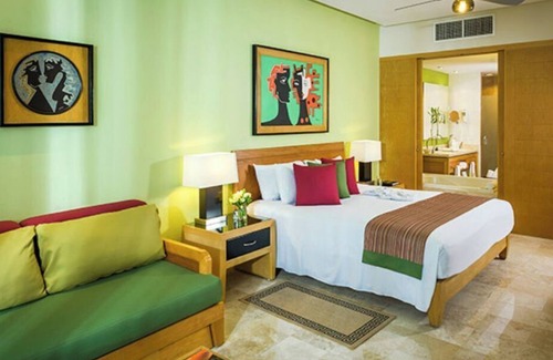 Centro Resort | A Little Bit of Paradise