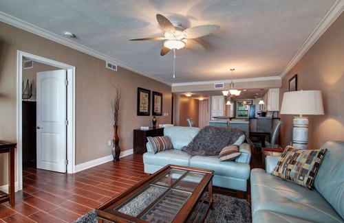 Clearwater Beach Condo | A Little Bit of Paradise-Direct Beachfront