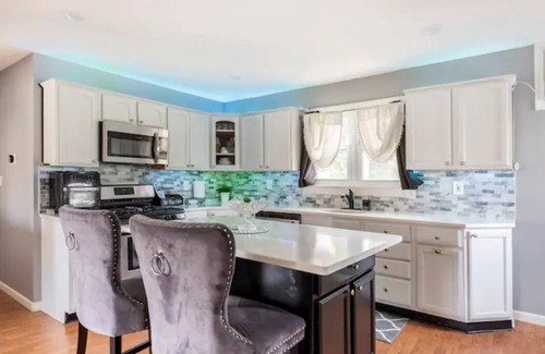 Deer Park House | A Modern Getaway Perfect for Families & Business