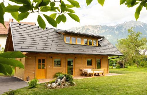 Zirovnica House | A Nest Under the Karawanks