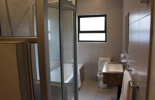 Harare Apartment | A Pristine B B Located in Belvedere Harare - 2010