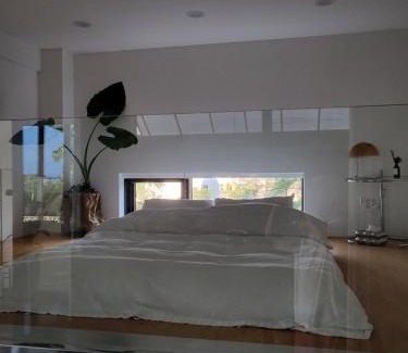 Aewol House | A private space in the western village of Jeju, where you can see the ocean of Aewol and Hallasan, pet-friendly