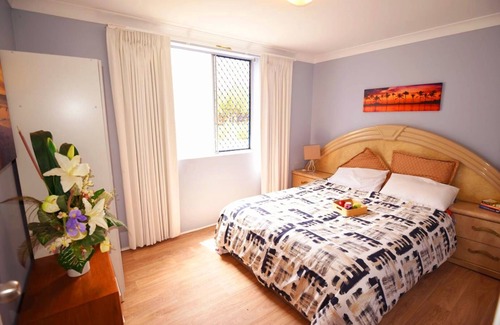 Banjup Other | A Self -Catering Cottage Suits all (A queen Size Bed)