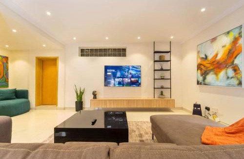 Ajah Apartment | A Spacious and Stylish 1 Bedroom Apartment