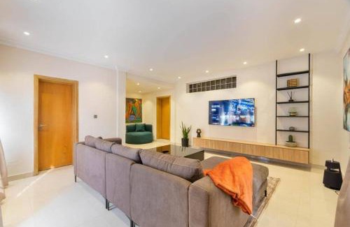 Ajah Apartment | A Spacious and Stylish 1 Bedroom Apartment