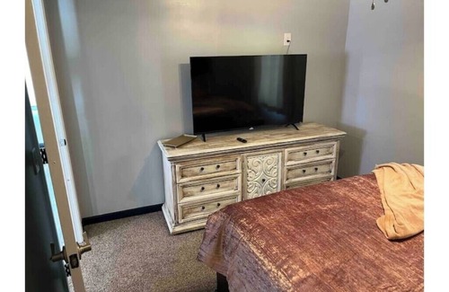 Newport Apartment | A Sweet Suite for you!! Newly renovated suite on the Crystal Coast ✨ 🌊