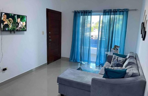 La Romana Apartment | A un minuto de la playa caleta