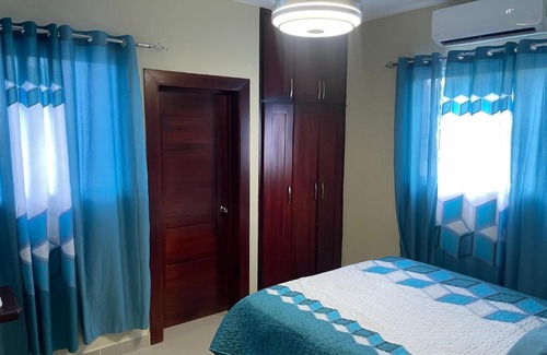 La Romana Apartment | A un minuto de la playa caleta