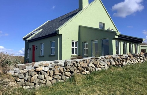 Lisdoonvarna House | A Unique Cottage, Doolin Breathtaking Ocean & Burren views
