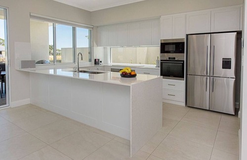 Geographe House | A Waterside Paradise - Geographe's Hidden Oasis