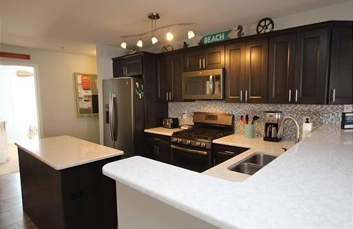 Rehoboth Beach Condo | A Wonderful Condo- 3 Pools, Tennis, Biking Distance to the Beach!