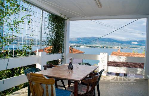 Arbanija Apartment | A1 - large apt with big terrace balcony & sea view