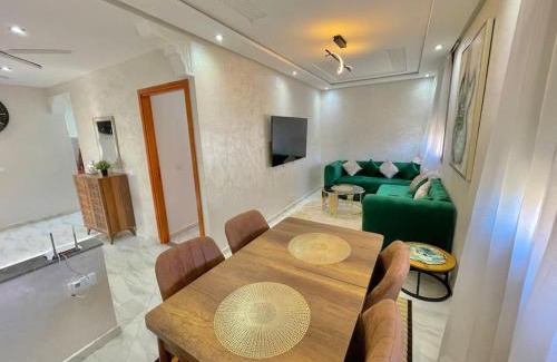 Temara Apartment | A2 Luxe Moderne et Confort à Temara, 10 min de Hay Riad