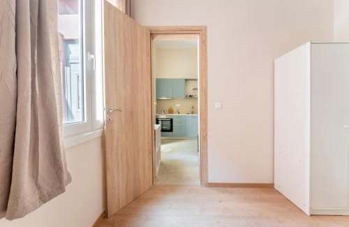 Piraeus Apartment | A2 Porto Living