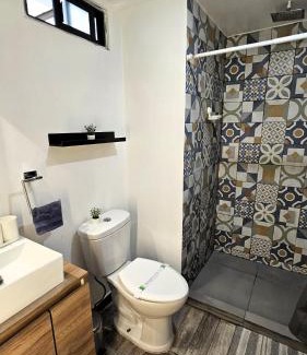 Cuautitlan Izcalli Apartment | A28 SUITE BLACK PLUS para 1 a 3 personas, CORTAS, MEDIANAS, LARGAS ESTANCIAS, en IZCALLI TEPOTZOTLAN perfecto para Familias, Turistas, Contratistas, Estudiantes, Empresas A sólo 5 min Izcalli 5 min Esmeralda 20 min Satélite 25 min AIFA