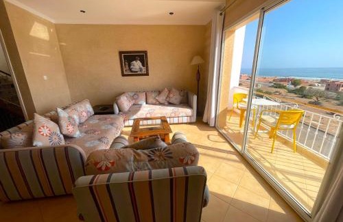 Imi Ouaddar Apartment | A5 Bel Appartement vue mer a 300m de la plage