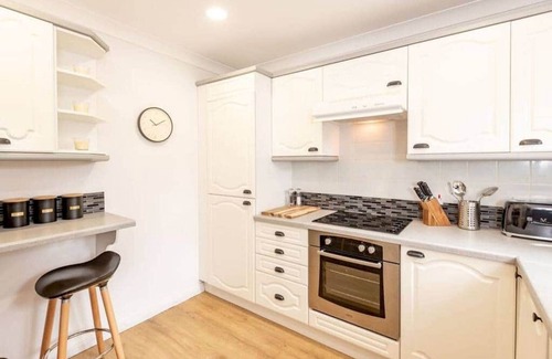 St. Andrews Ski Chalet | Abbey Villa (No 5)