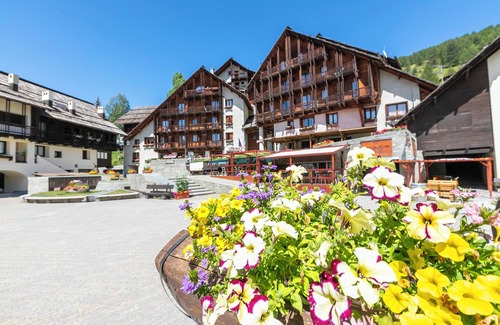 Grangesises Apartment | Abeti A2-03 few min From ski