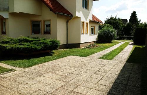 Buk Apartment | Abigel Thermal Apartman