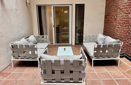 Historic Core Apartment | Abode Los Angeles - Downtown Historic Core