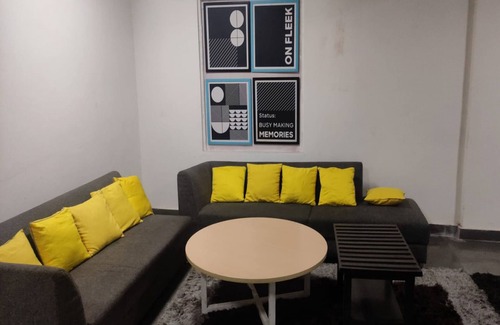 Delhi Hotel | Abuzz Oxfordcaps Roopnagar - Campus Accommodation