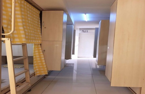 Delhi Hotel | Abuzz Oxfordcaps Roopnagar - Campus Accommodation