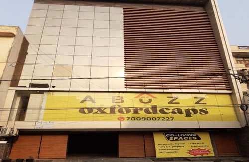 Delhi Hotel | Abuzz Oxfordcaps Roopnagar - Campus Accommodation