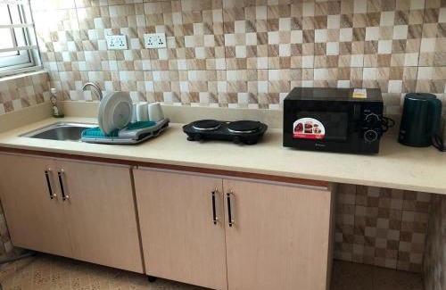Labadi Apartment | Accra Retreat for Tourists Sleeps 6 Airport Pickup