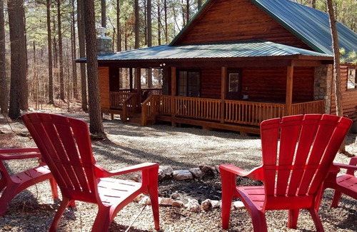 Broken Bow Cabin | Ace in the Hole Cabin in the Wood With Hot Tub and Fireplace by Redawning