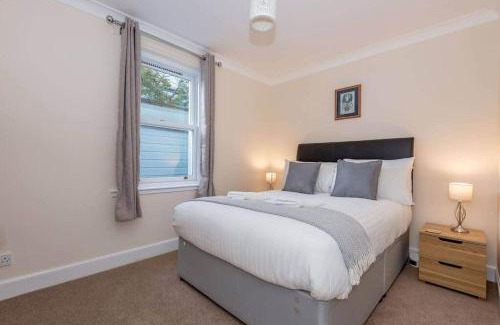 St. Andrews House | Achaniar Cottage